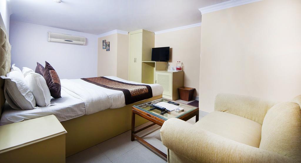 דלהי Hotel O Hotel Landmark Inn מראה חיצוני תמונה