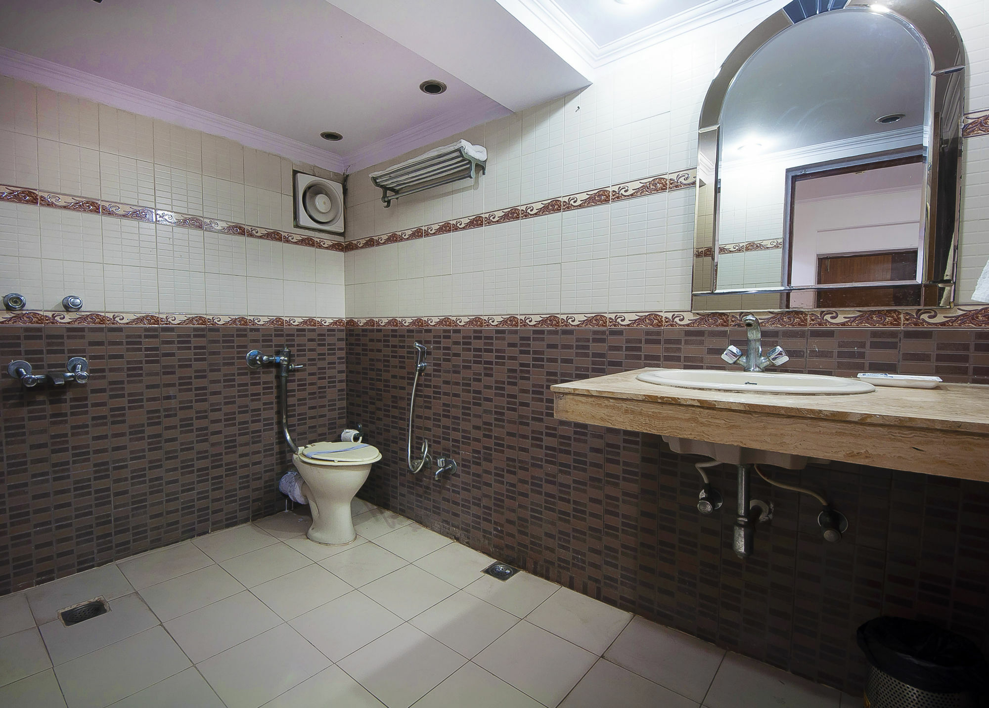 דלהי Hotel O Hotel Landmark Inn מראה חיצוני תמונה